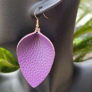 - 💜Purple 💜Genuine Leather Lightweight Teardrop Earrings